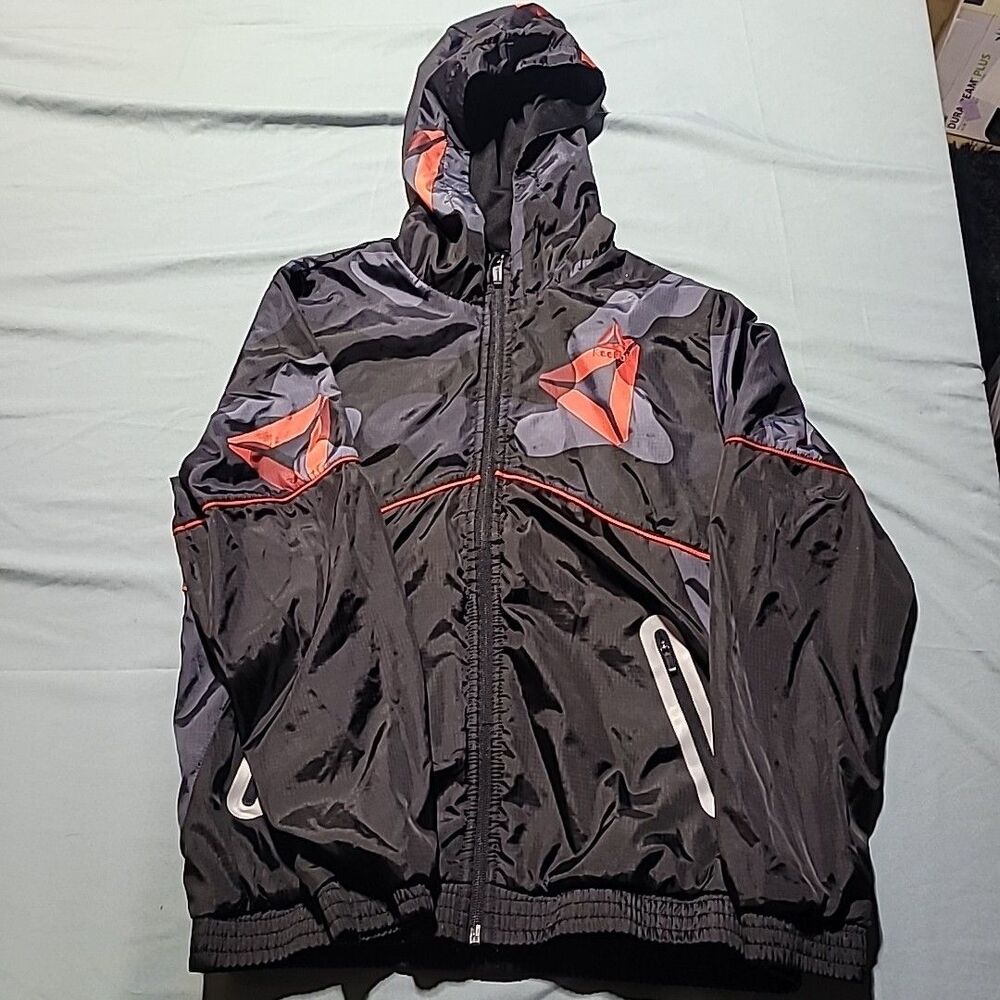 Reebok Zip Up Windbreaker 2 Pocket Zippered Hoodie Black/Red Youth Size 10-12